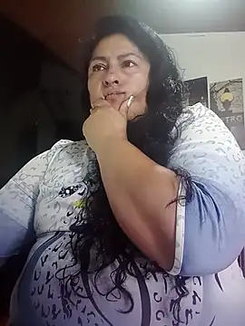 Chat XXX en directo de Keyla01_