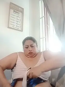 Chat XXX en directo de Keyla01_
