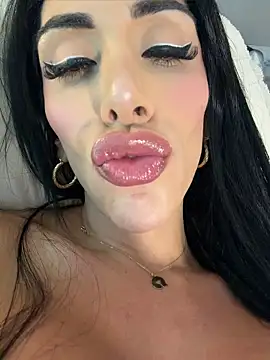 Show de morganaramirez na webcam