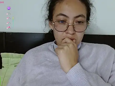 Amitlu_'s Live XXX Chat
