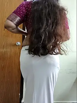 yoursana-'s Live XXX Chat