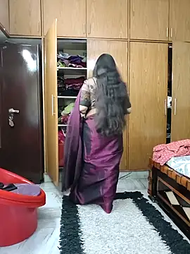 yoursana- ওয়েবক্যাম শো
