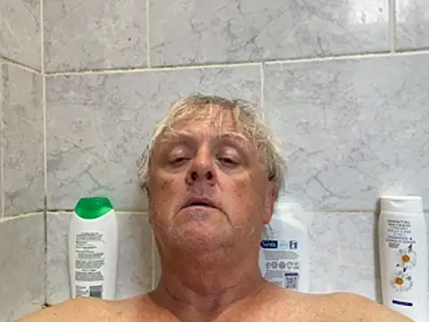 bigbadjon69's Webcam Show