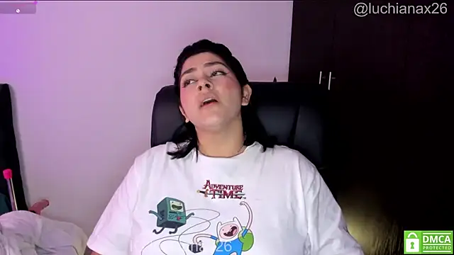 Živý XXX chat lucy26_