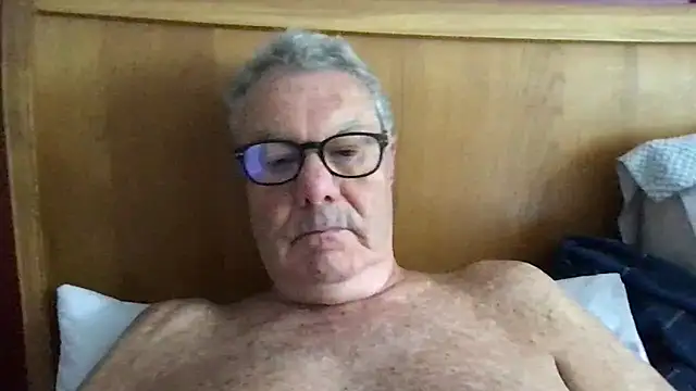 Oldpistolpete Show in webcam