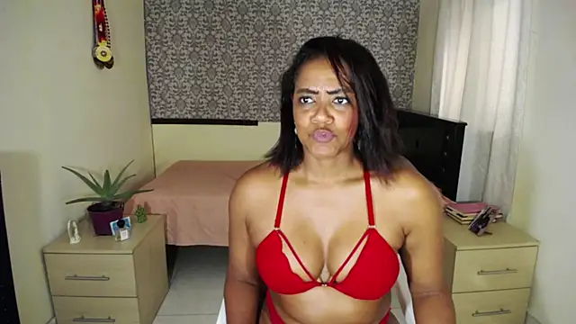 EvaFoxtern Live XXX chat