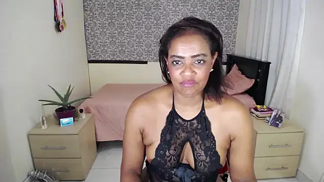 EvaFoxtern Live XXX chat
