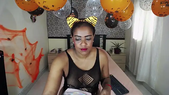 EvaFoxter Show in webcam