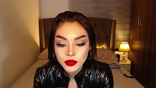 SexFucktoryLily Webcam-Show