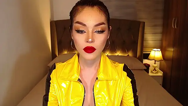 SexFucktoryLily 网络视讯表演