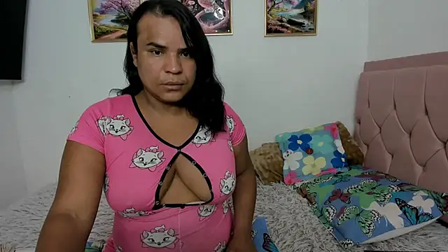 lucianabigcockxx's Webcam Show