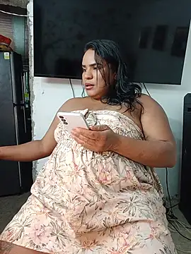 lucianaosorno's Webcam Show