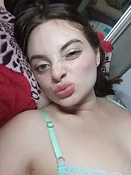 Emmacut Adlı Modelin Canlı XXX Sohbeti