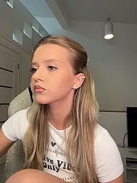 Emeli_Blur's Webcam Show