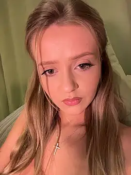 Emeli_Blur Webcam show