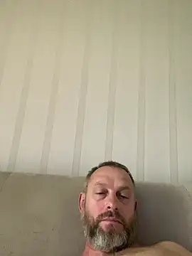 הופעת וובקאם של Frosl