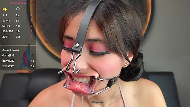 عرض كام miss_sharlotte18