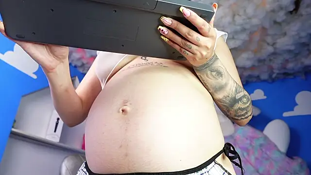 Chat XXX en directo de miss_sharlotte18
