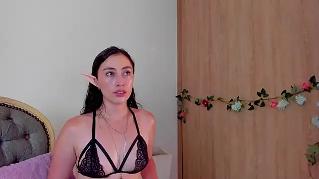 Amatiista 라이브 XXX 채 팅