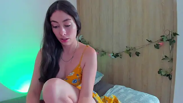 Chat +18 de Amatiista ao vivo