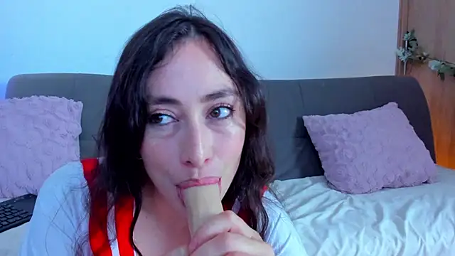 Amatiista's Live XXX Chat