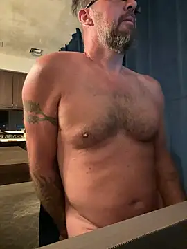 הופעת וובקאם של Naked_RV_Life