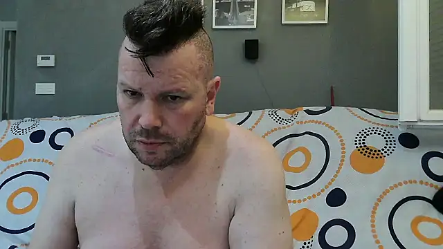 txan9876 Show in webcam