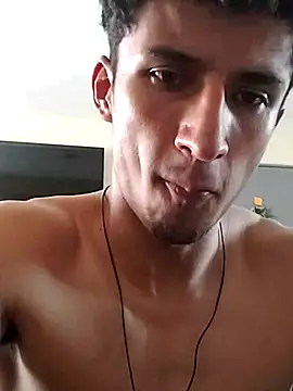 Ricardo_hot03n Live XXX chat