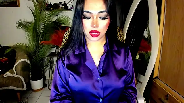 XGoodnessGracious – webcam-show