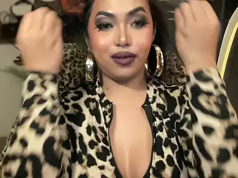 XGoodnessGracious Webcamshow