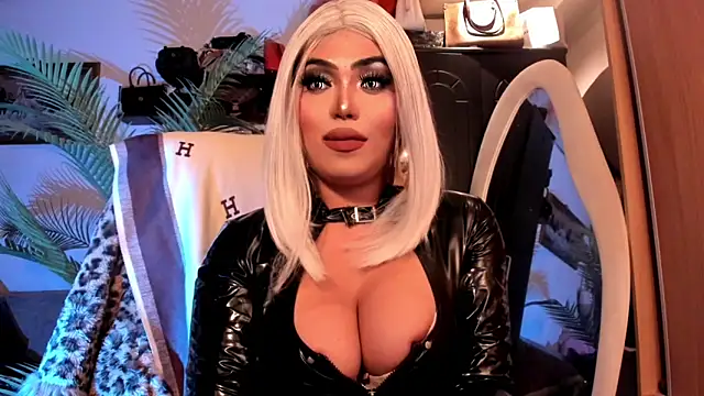 XGoodnessGracious Adlı Modelin Web Kamerası Şovu