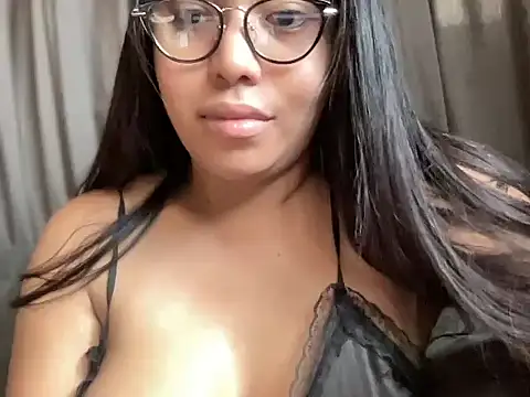 הופעת וובקאם של XGoodnessGracious