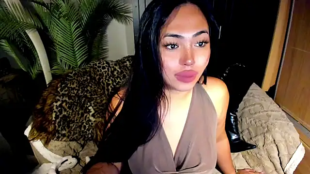 XGoodnessGracious' Webcam Show