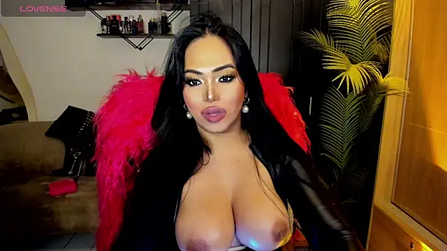 Show modela XGoodnessGracious na web-kameri