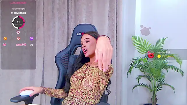 Chatroom XXX en direct de Poshno1