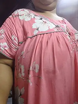 Yusra5's Live XXX Chat