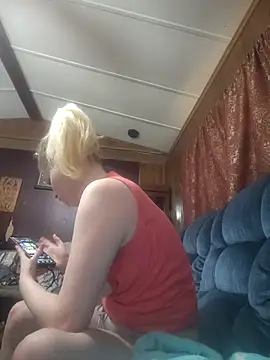 XXX chat uživo modela BadAssBitchMakayla