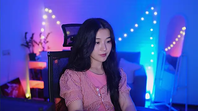 HannaRosie_ Adlı Modelin Canlı XXX Sohbeti