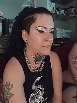callmelouve webcam show