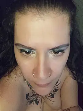 callmelouven Webbikameraesitys