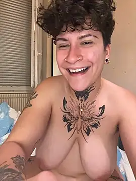 Chat XXX en directo de callmelouve