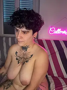 Chat XXX en directo de callmelouve