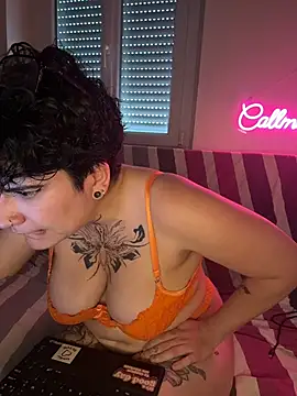 Chat +18 de callmelouve ao vivo