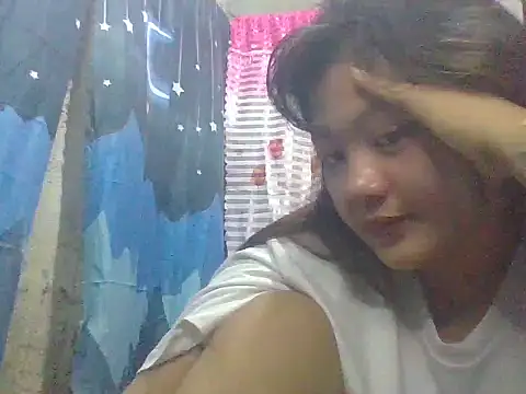 pretty_wild21's Live XXX Chat