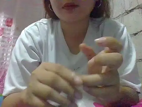 pretty_wild21's Live XXX Chat
