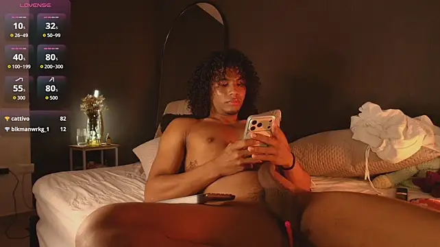 Lucas_eevans Show in webcam