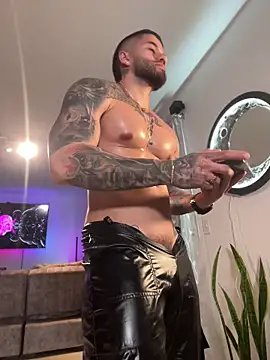 Show modela Frank_Farrell na web-kameri