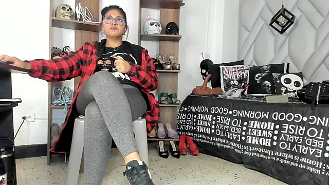 Chat XXX ao vivo de MirandaHaguen