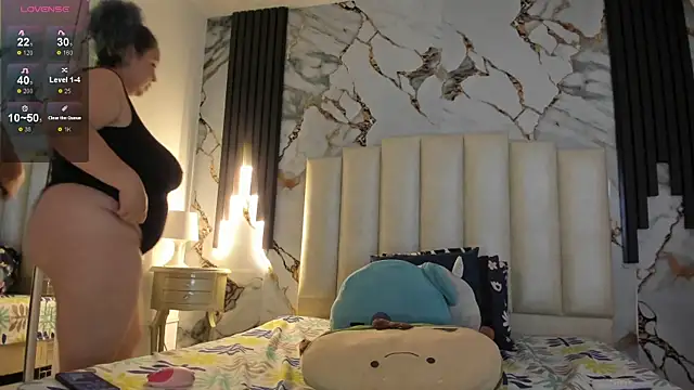 mollieblue69's Live XXX Chat