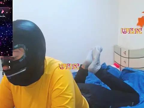 צ'אט XXX בשידור חי של sandyquinnxx